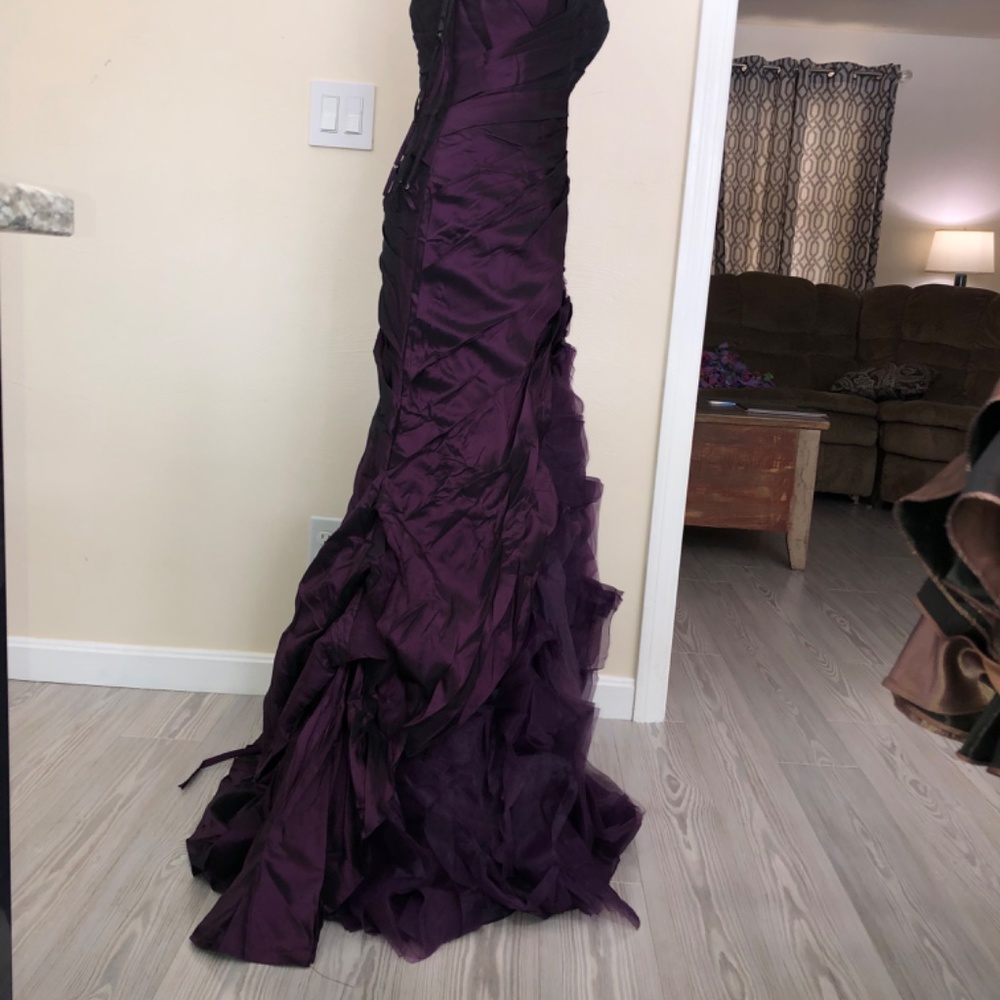 Eggplant Vertical Ruffles - Picture 8 of 14